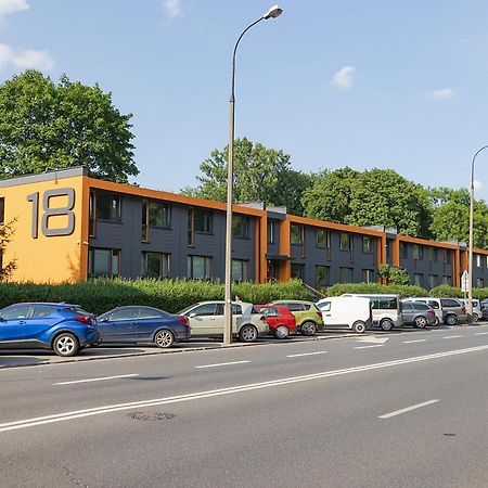 Batorego 18 - White - 450M Stacja Metra Pola Mokotowskie, 800M Biblioteka Narodowa, 20M Piekny Park Pola Mokotowskie, 800M Do Sgh - Wifi - Smart Tv - Good Apartments Varsó Kültér fotó