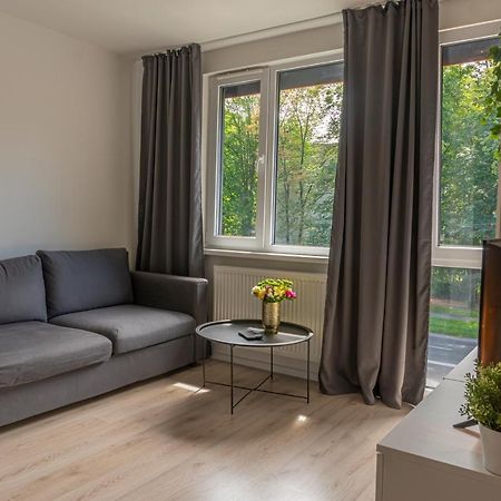 Batorego 18 - White - 450M Stacja Metra Pola Mokotowskie, 800M Biblioteka Narodowa, 20M Piekny Park Pola Mokotowskie, 800M Do Sgh - Wifi - Smart Tv - Good Apartments Varsó Kültér fotó