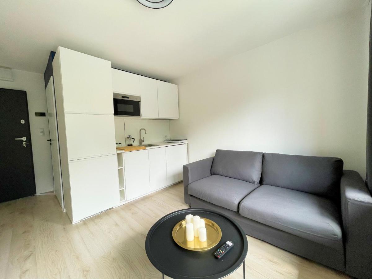 Batorego 18 - White - 450M Stacja Metra Pola Mokotowskie, 800M Biblioteka Narodowa, 20M Piekny Park Pola Mokotowskie, 800M Do Sgh - Wifi - Smart Tv - Good Apartments Varsó Kültér fotó